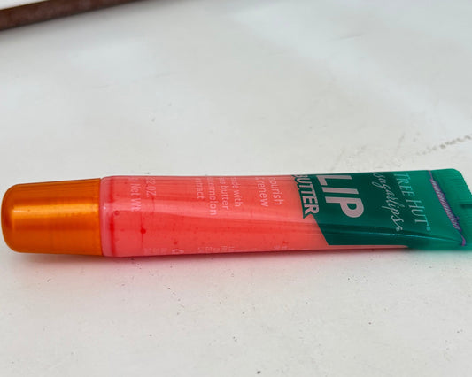 Mantequilla para labios TreeHut - 15 gramos.