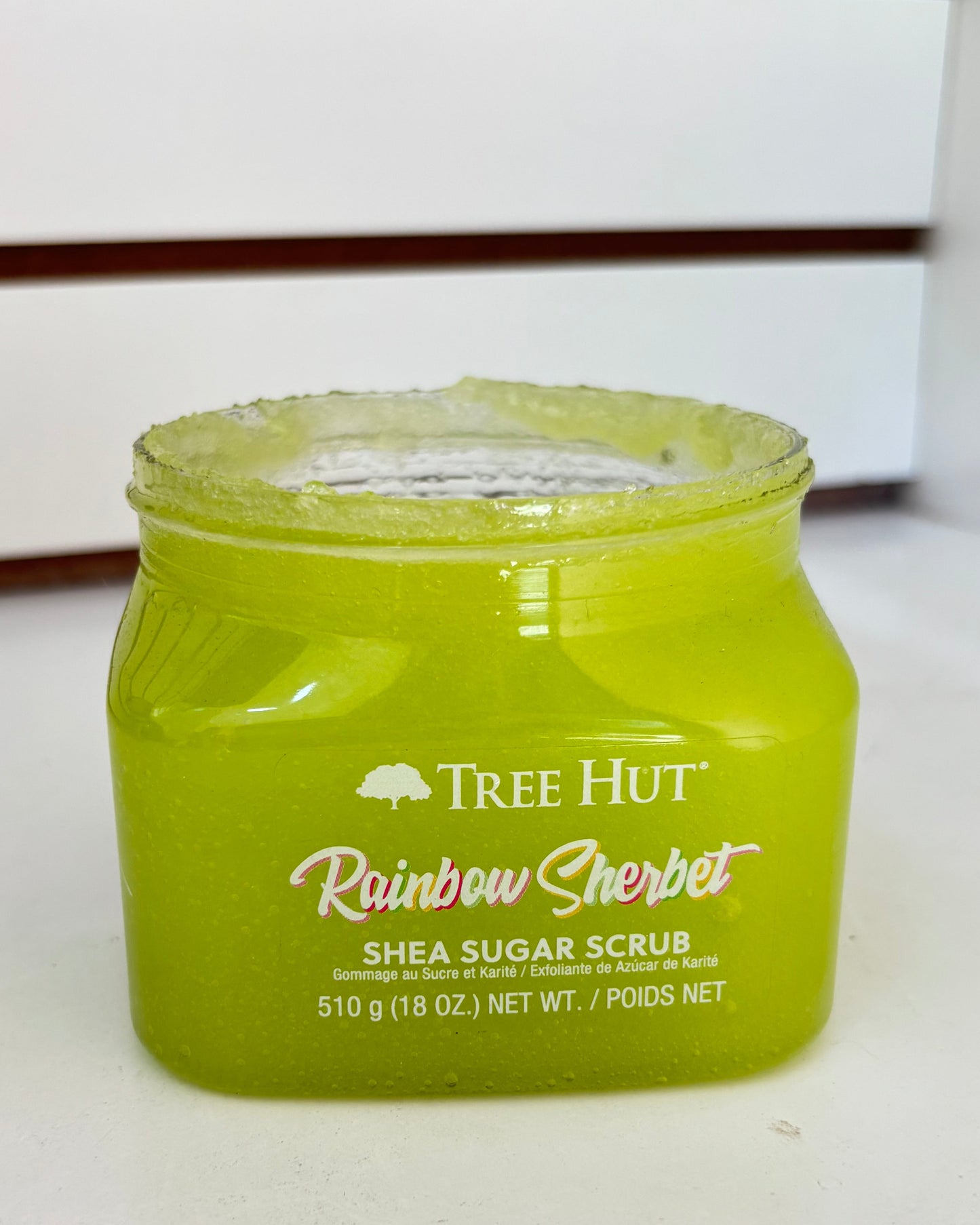 Exfoliante de azúcar TreeHut Rainbow Sherbet - 510 gramos.