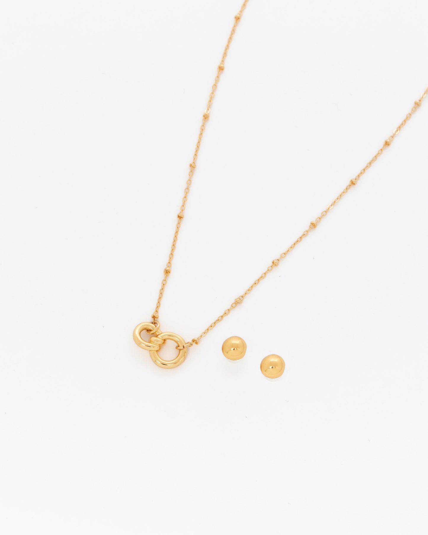 Collar de eslabón “lazos de amor”