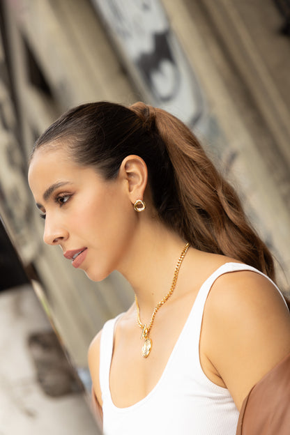 Aretes lazo entorche.