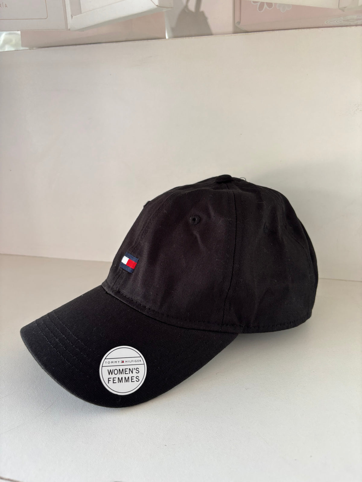 Tommy Hilfiger