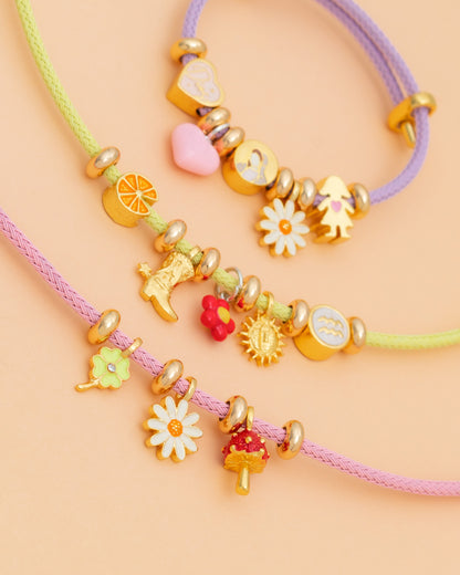 Pulsera personalizable rosa.