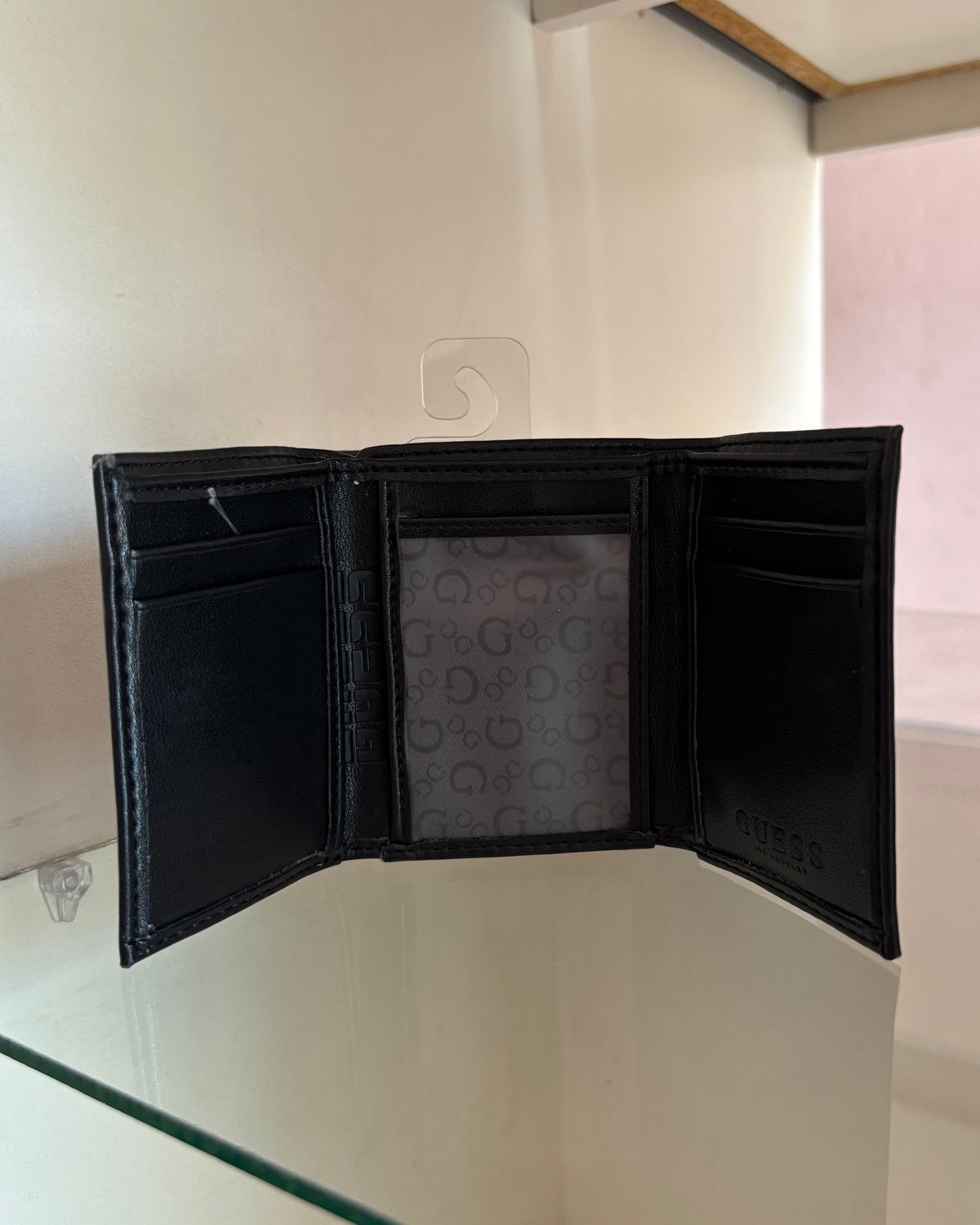 Billetera Guess