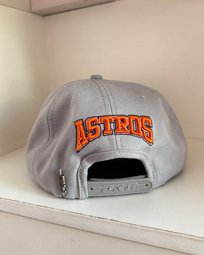 Gorra de los Astros gris