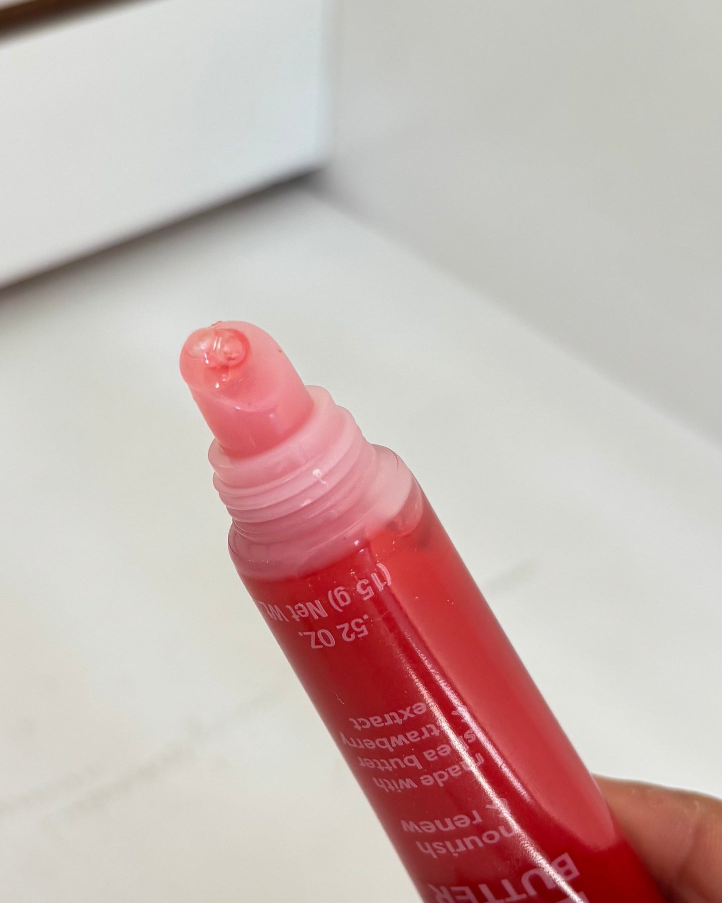 Mantequilla para labios TreeHut - 15 gramos.