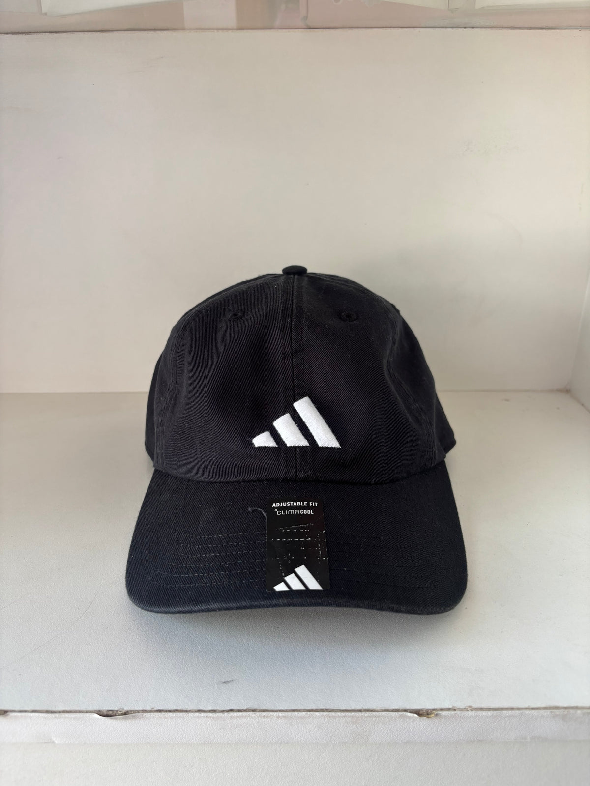 Adidas negra
