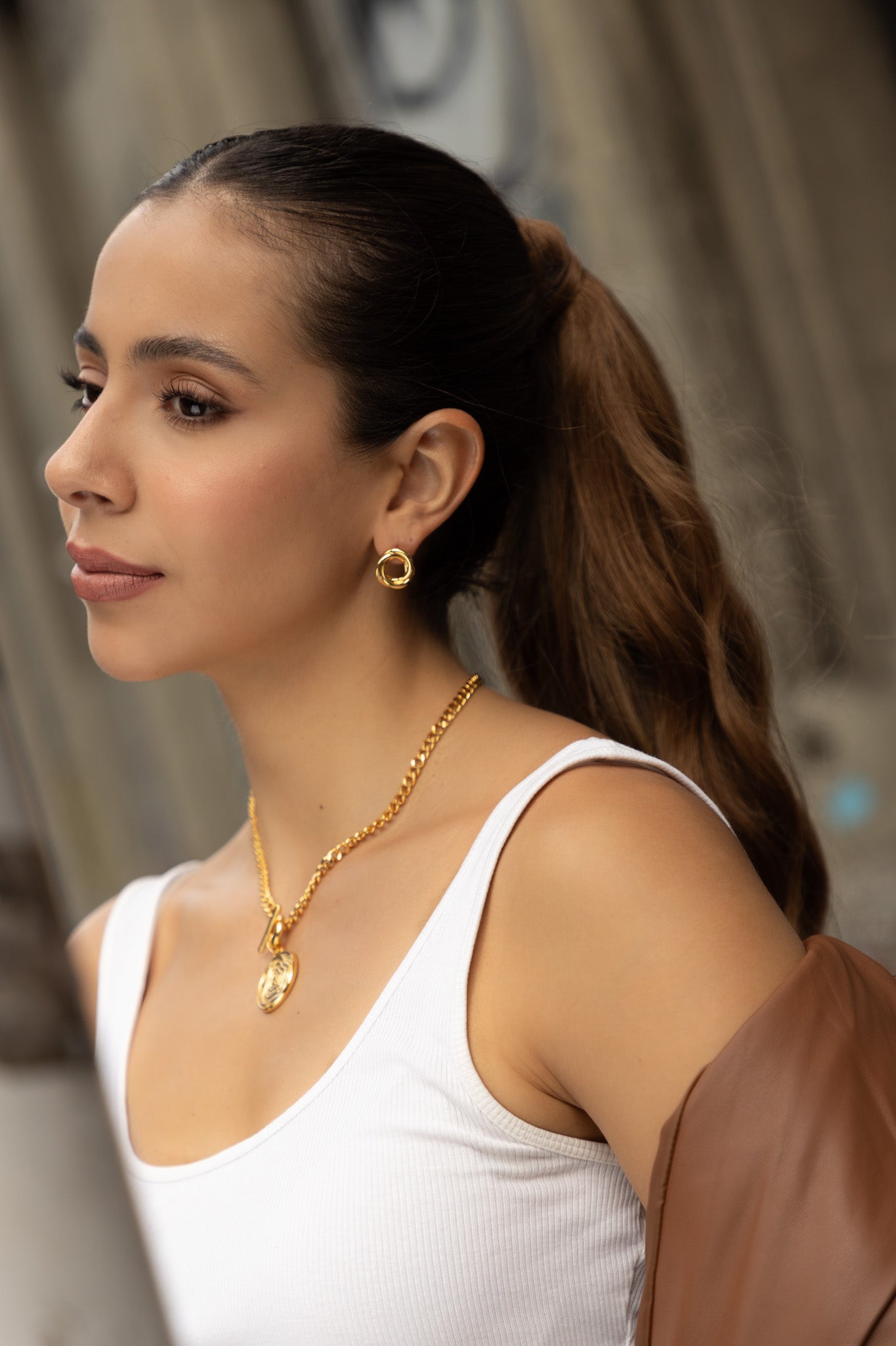 Aretes lazo entorche.
