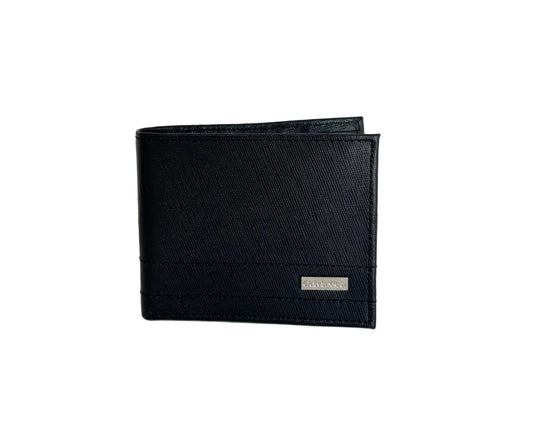 Billetera de cuero plegable, Calvin Klein.