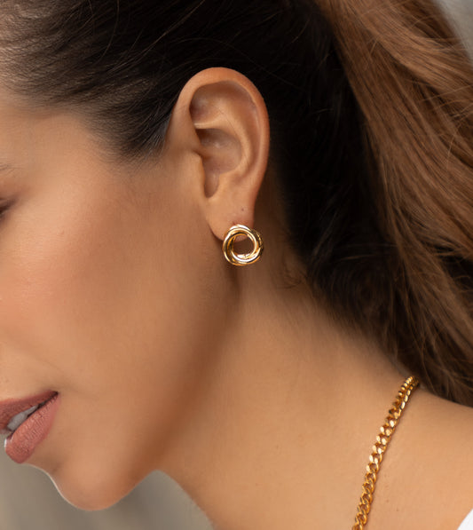 Aretes lazo entorche.